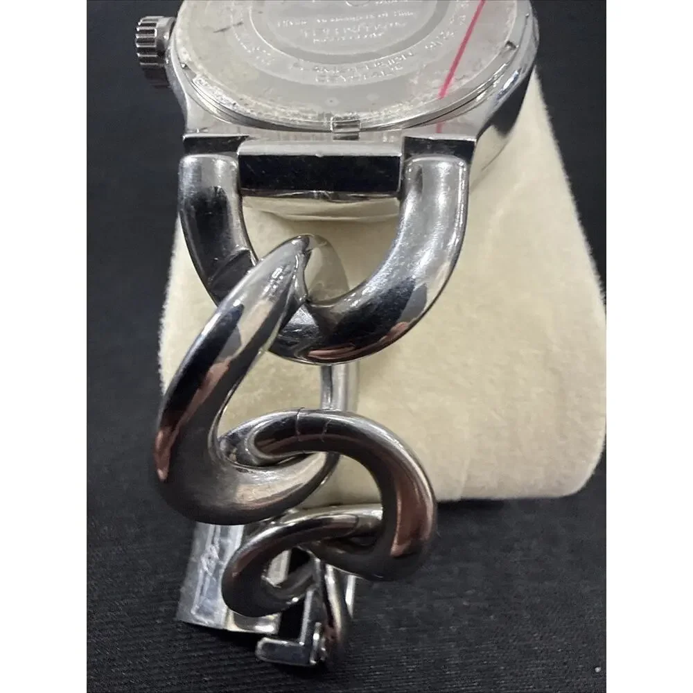 Invicta up auction